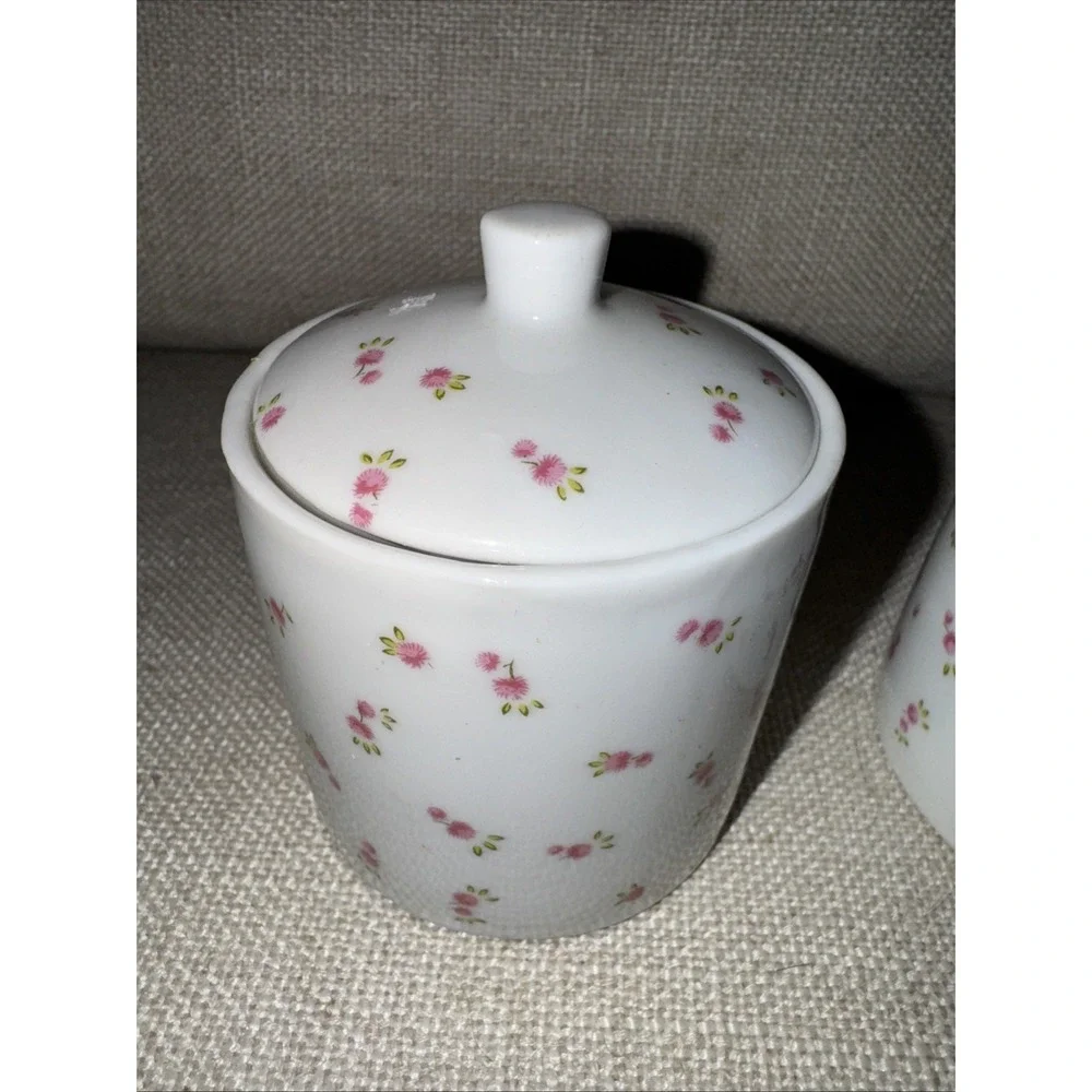 Set Of 2 Candle In Porcelain Jar w/Lid I.W. Rice & Co.‎ Inc. Import Vintage